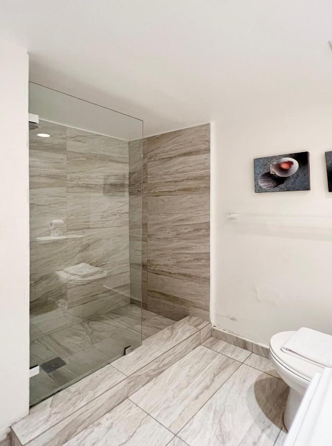 710 South Apartment *